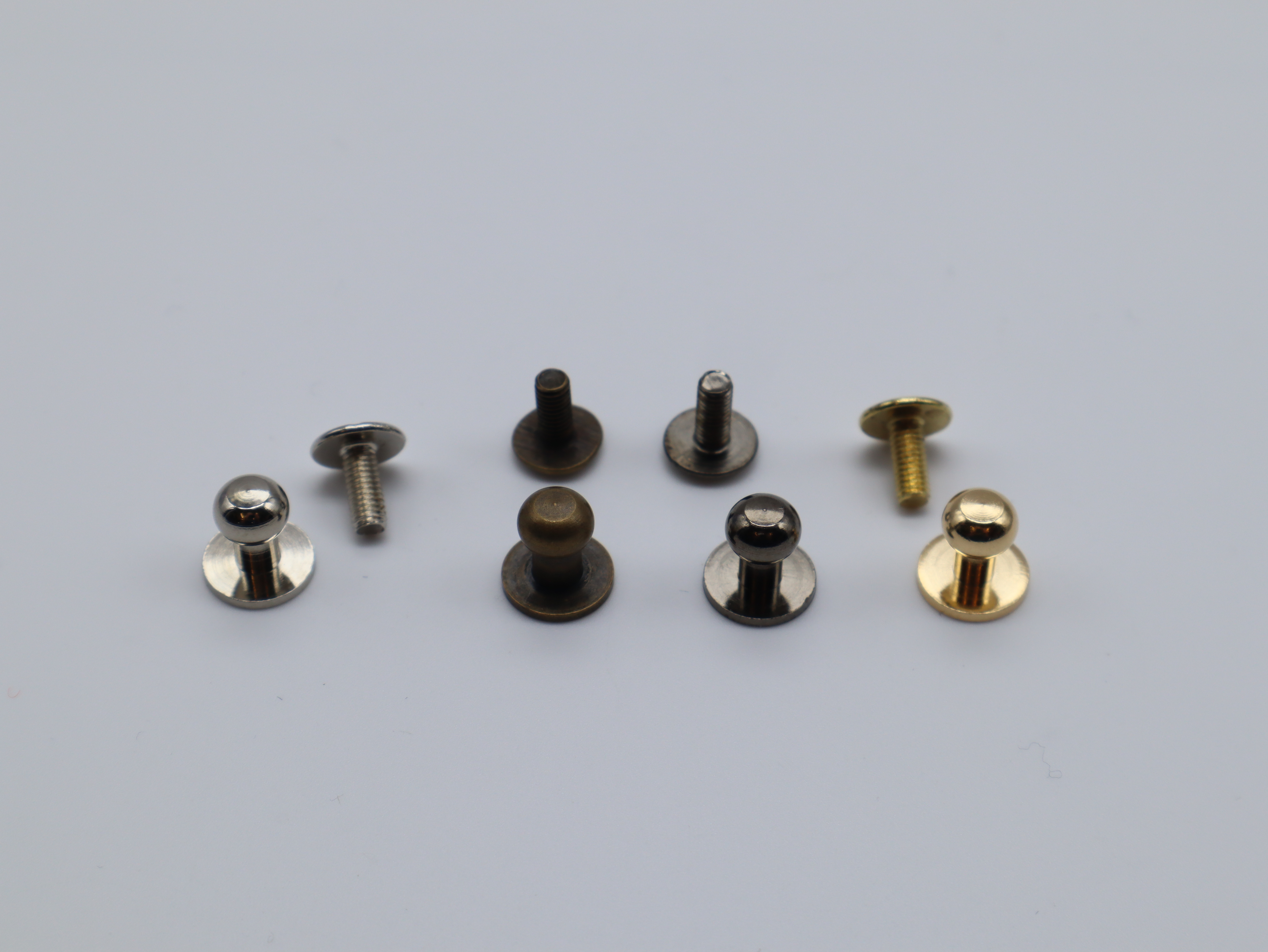 Rivets - Pied de Sac - Boutons de Col