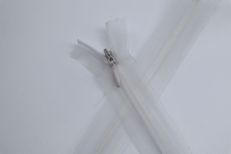 Fermetures Maille fine invisibles transparents 22 et 60 cm